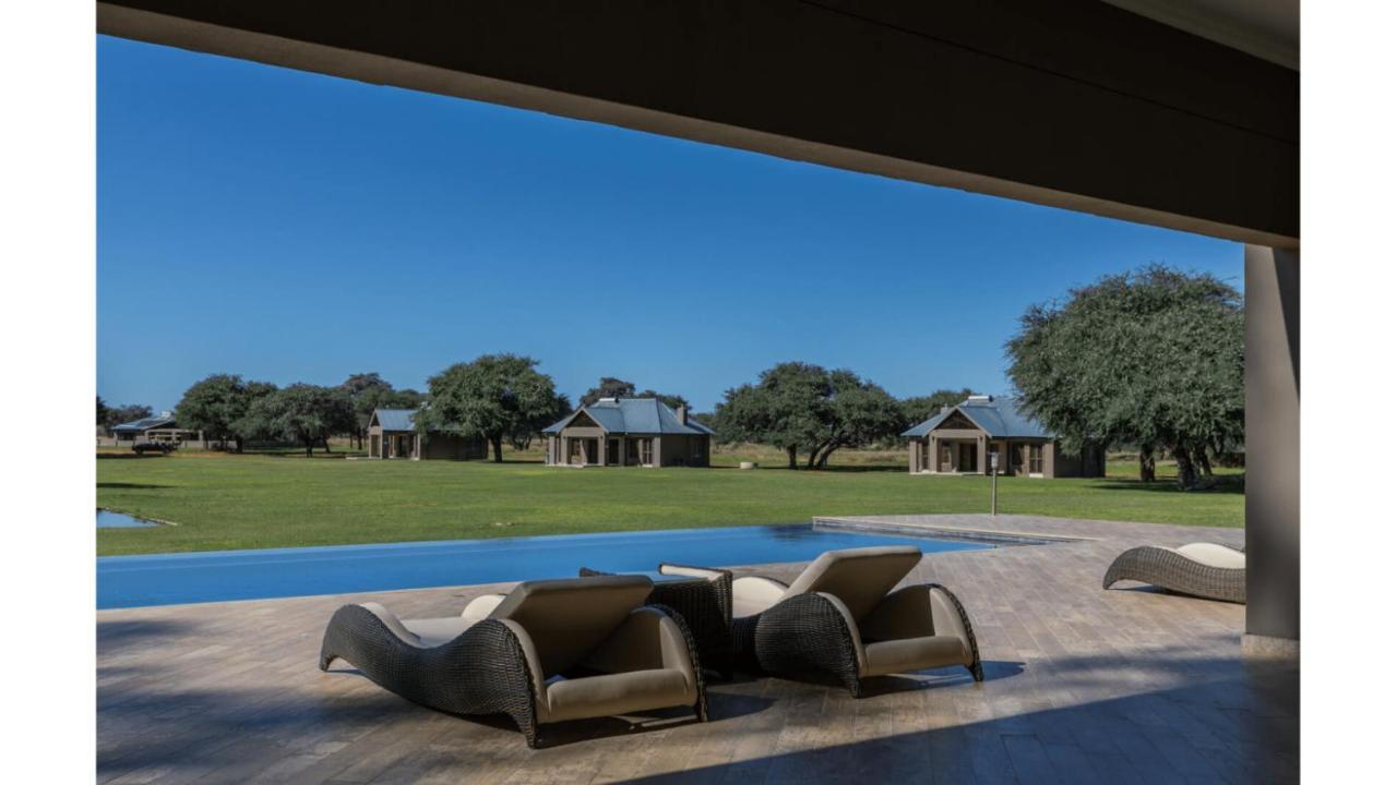 Sandune Game Lodge Gobabis Extérieur photo
